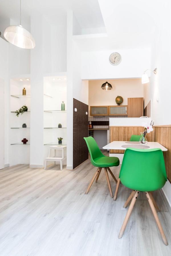 Leda'S Apartment Next To The Danube And Fashion Street Budapest Ngoại thất bức ảnh