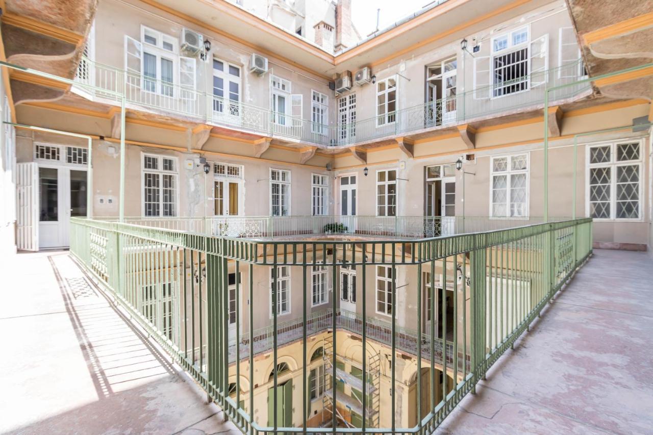 Leda'S Apartment Next To The Danube And Fashion Street Budapest Ngoại thất bức ảnh